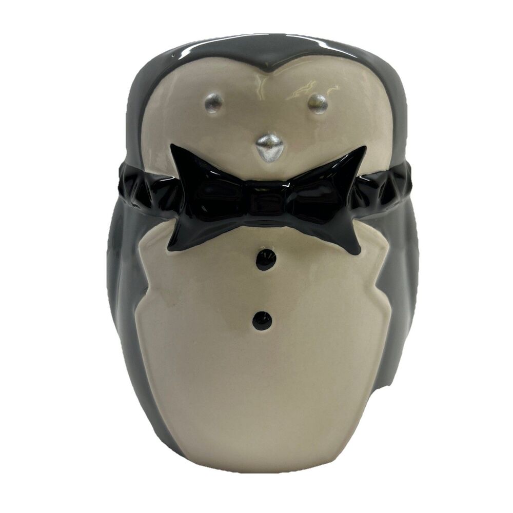 Yankee Candle Porter Penguin Scenterpiece Warmer Frosty Gingerbread